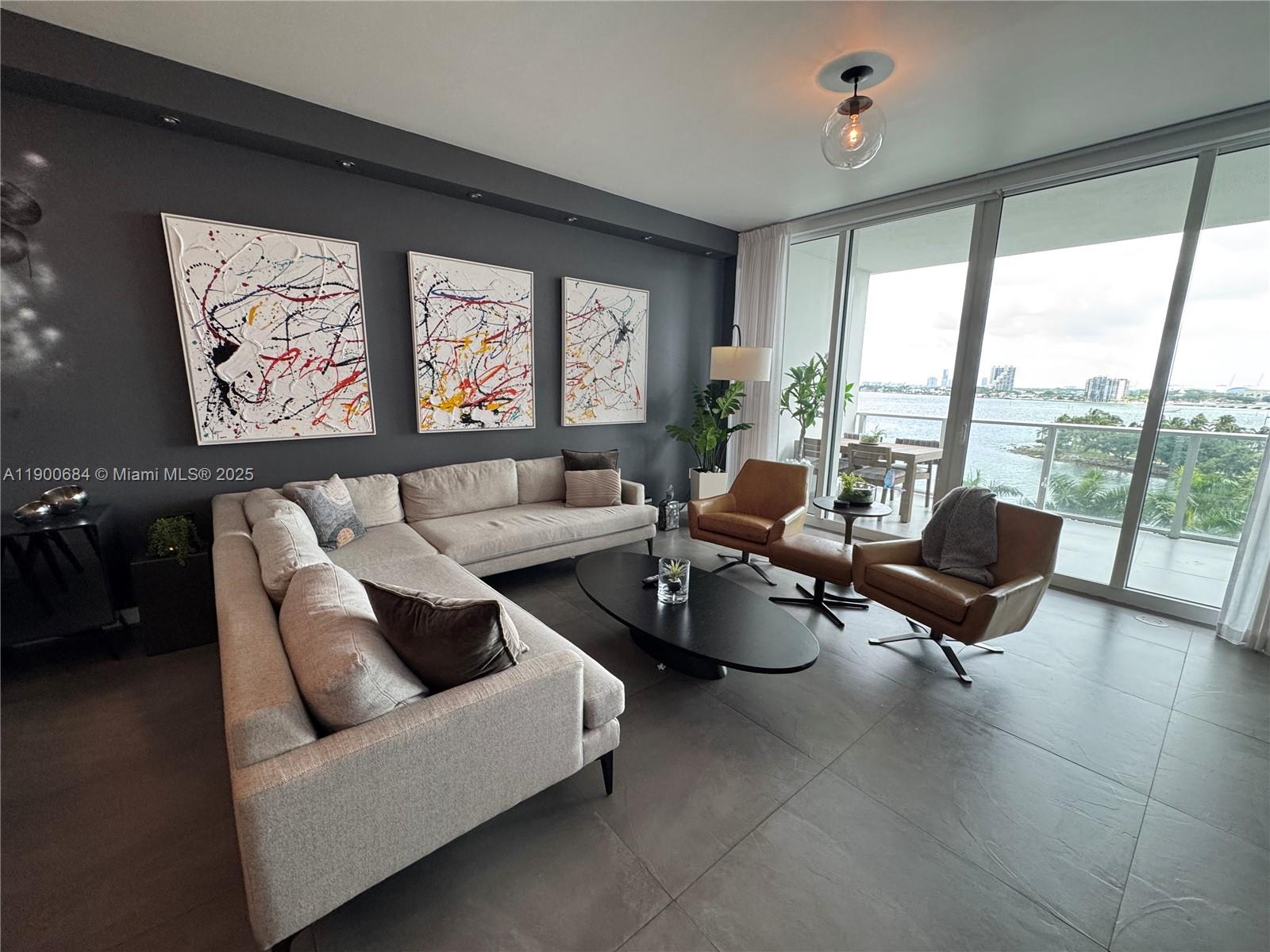 PARAMOUNT BAY CONDO - Residential Lease