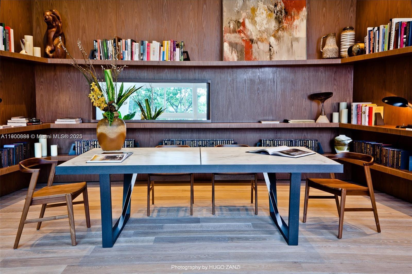 PARAMOUNT BAY CONDO - Residential Lease