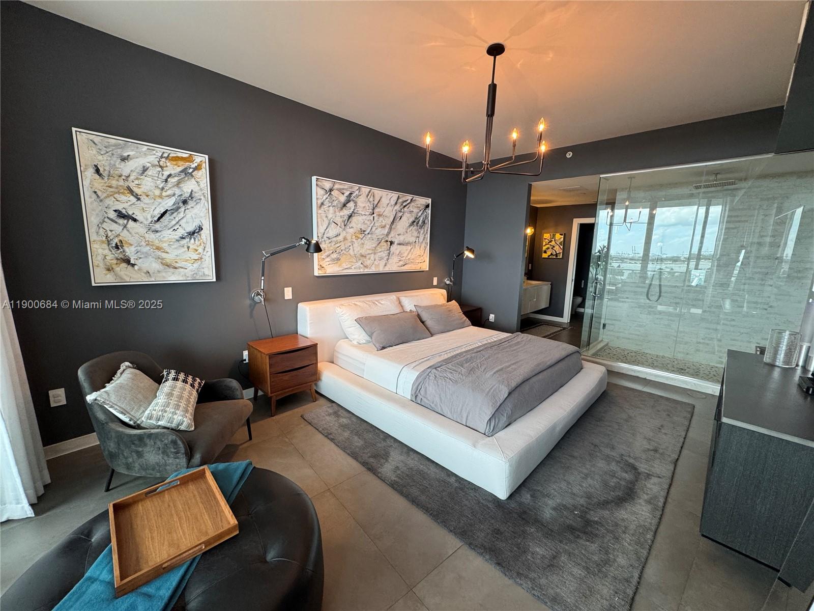 PARAMOUNT BAY CONDO - Residential Lease