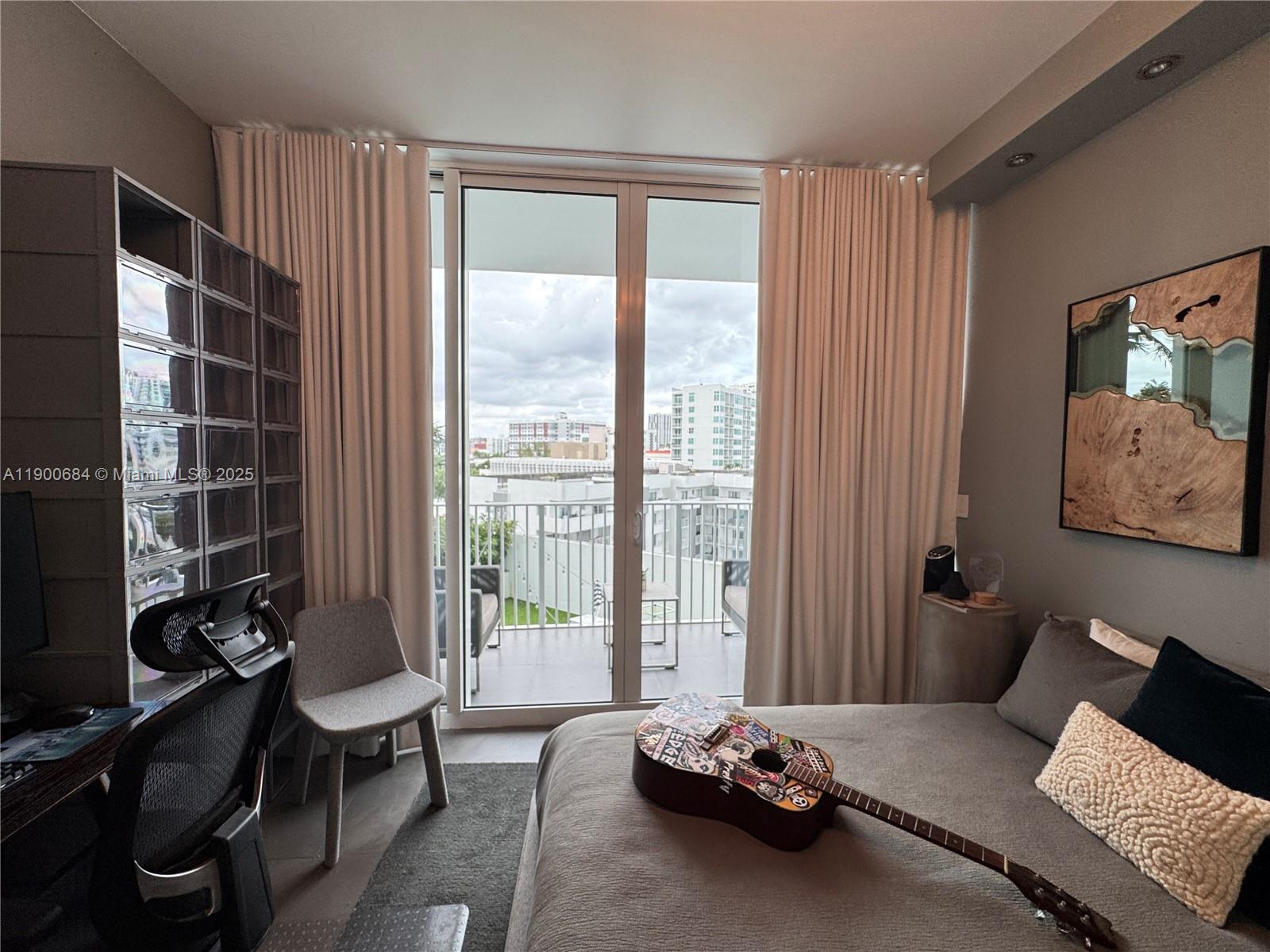 PARAMOUNT BAY CONDO - Residential Lease