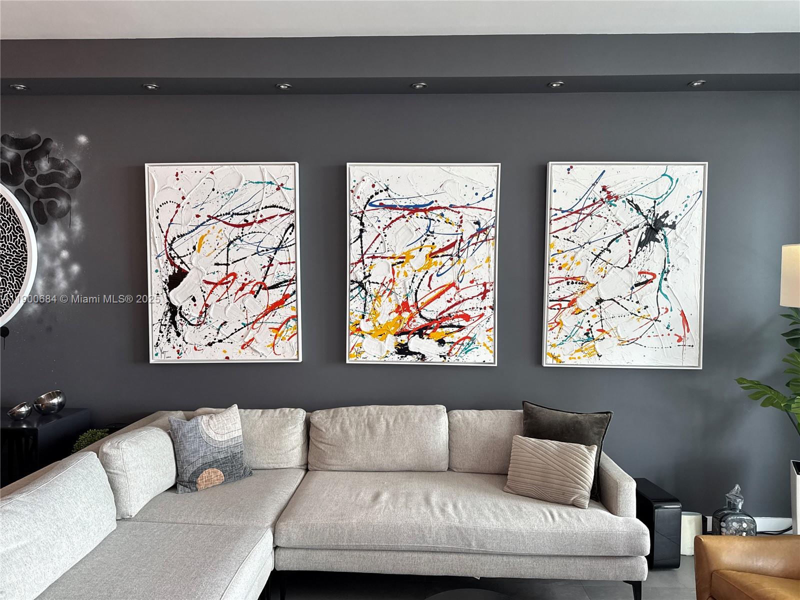 PARAMOUNT BAY CONDO - Residential Lease