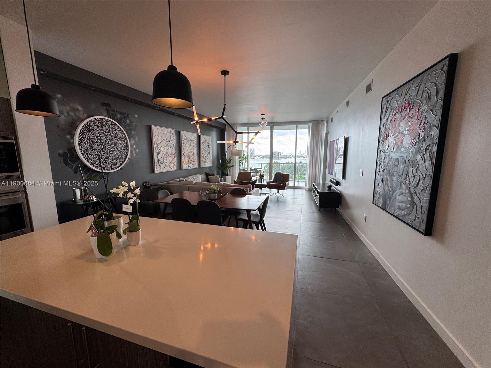 PARAMOUNT BAY CONDO - Residential Lease