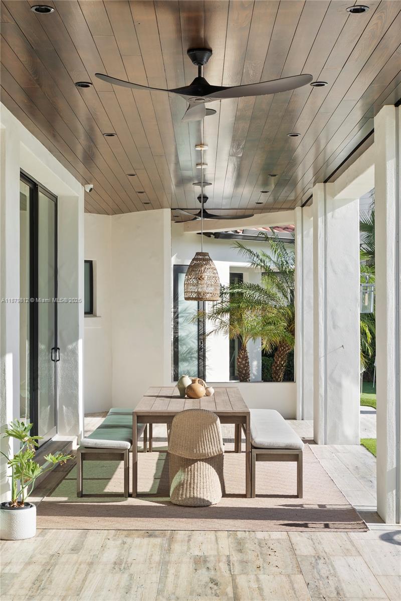 LIGHTHOUSE POINT 6TH SEC - Residential