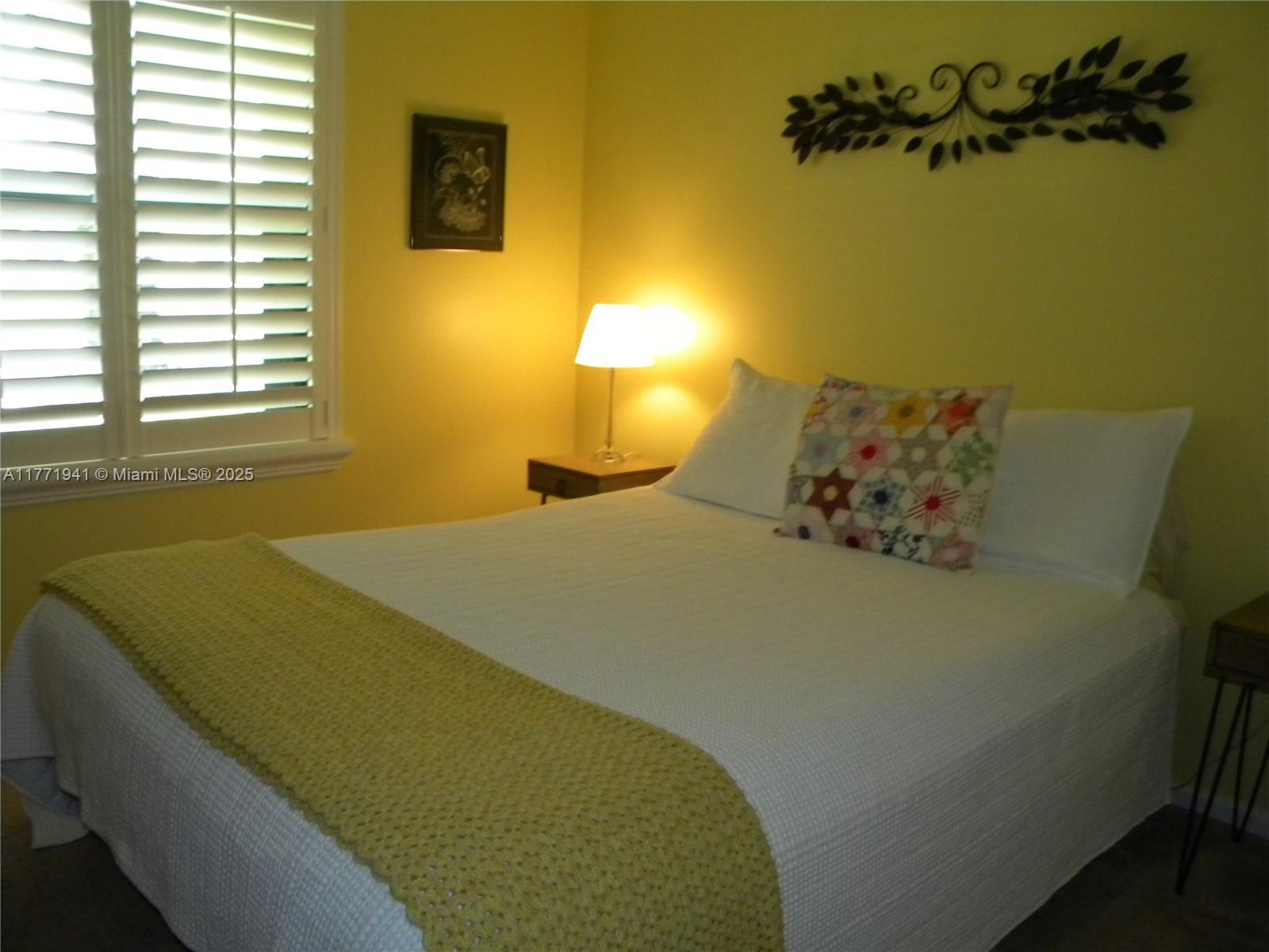 TRADEWINDS AT DOS LAGOS C - Residential