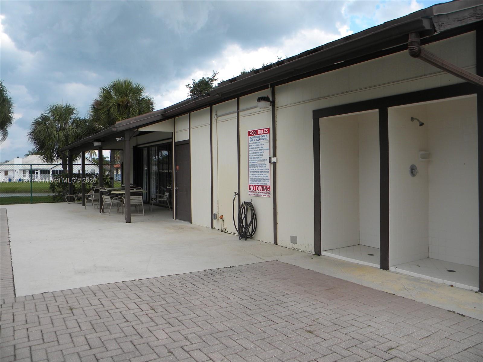 TRADEWINDS AT DOS LAGOS C - Residential