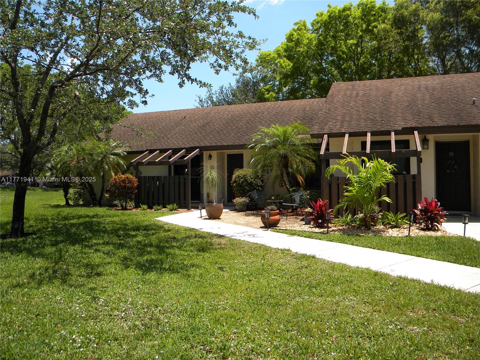 TRADEWINDS AT DOS LAGOS C - Residential