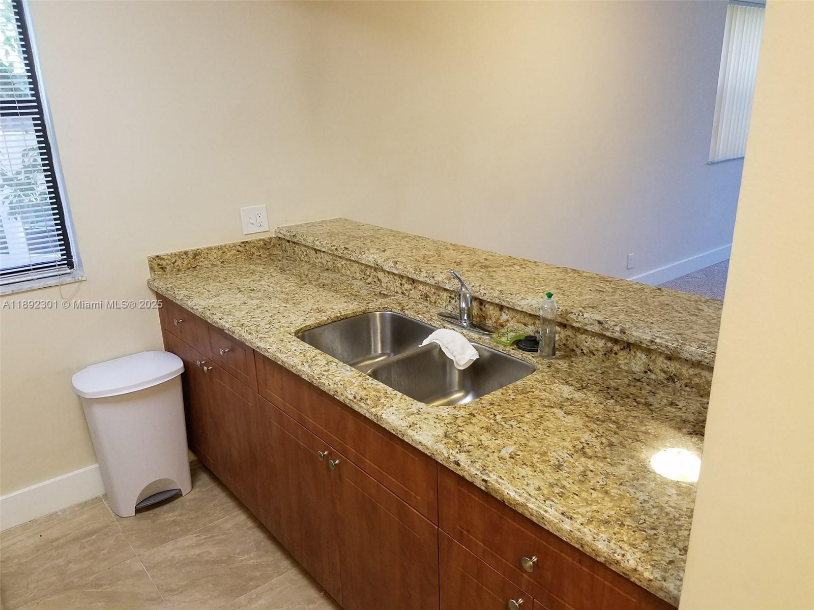 LAS VISTAS AT DORAL CONDO - Residential Lease