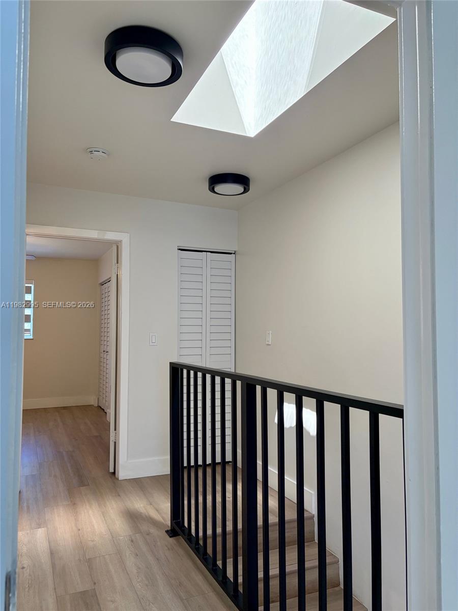LES CHATEAUX AT INT GARDE - Residential Lease