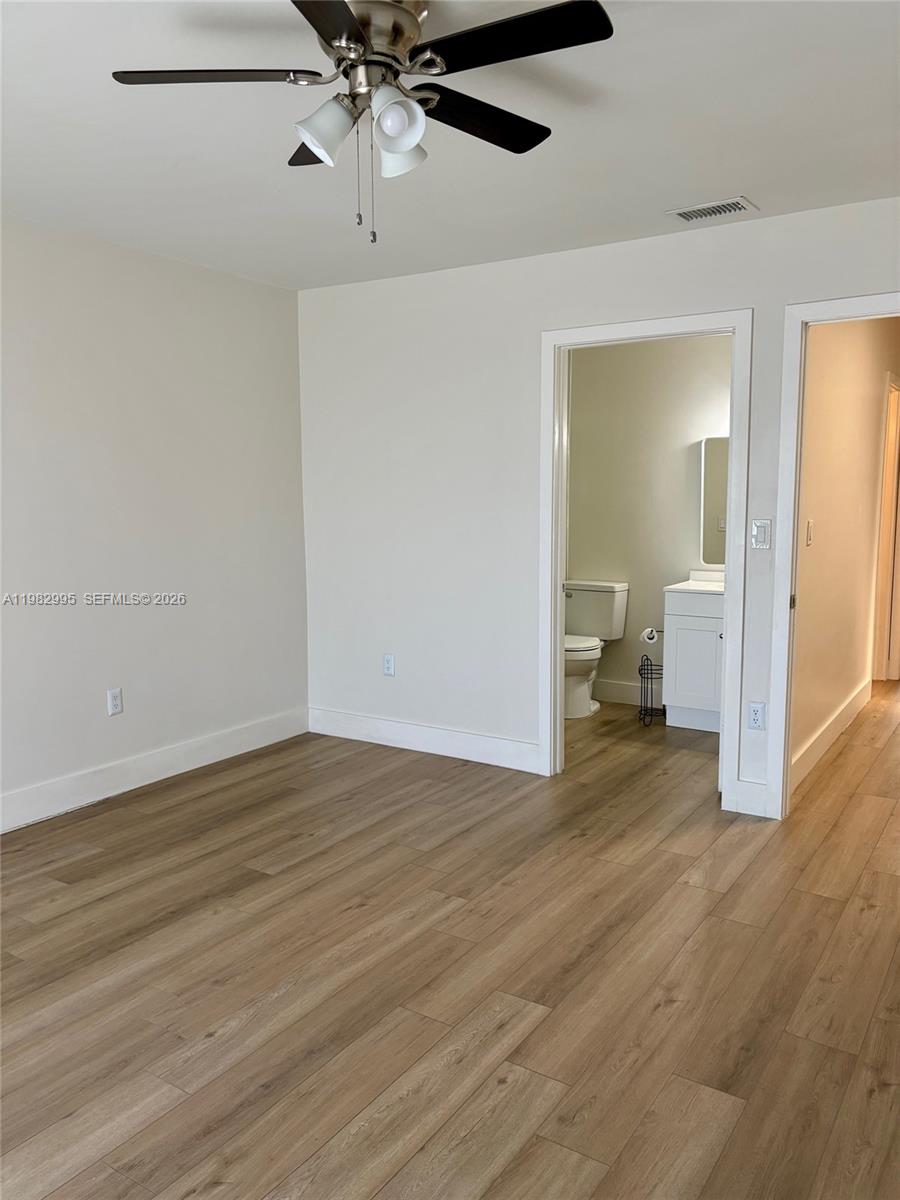 LES CHATEAUX AT INT GARDE - Residential Lease