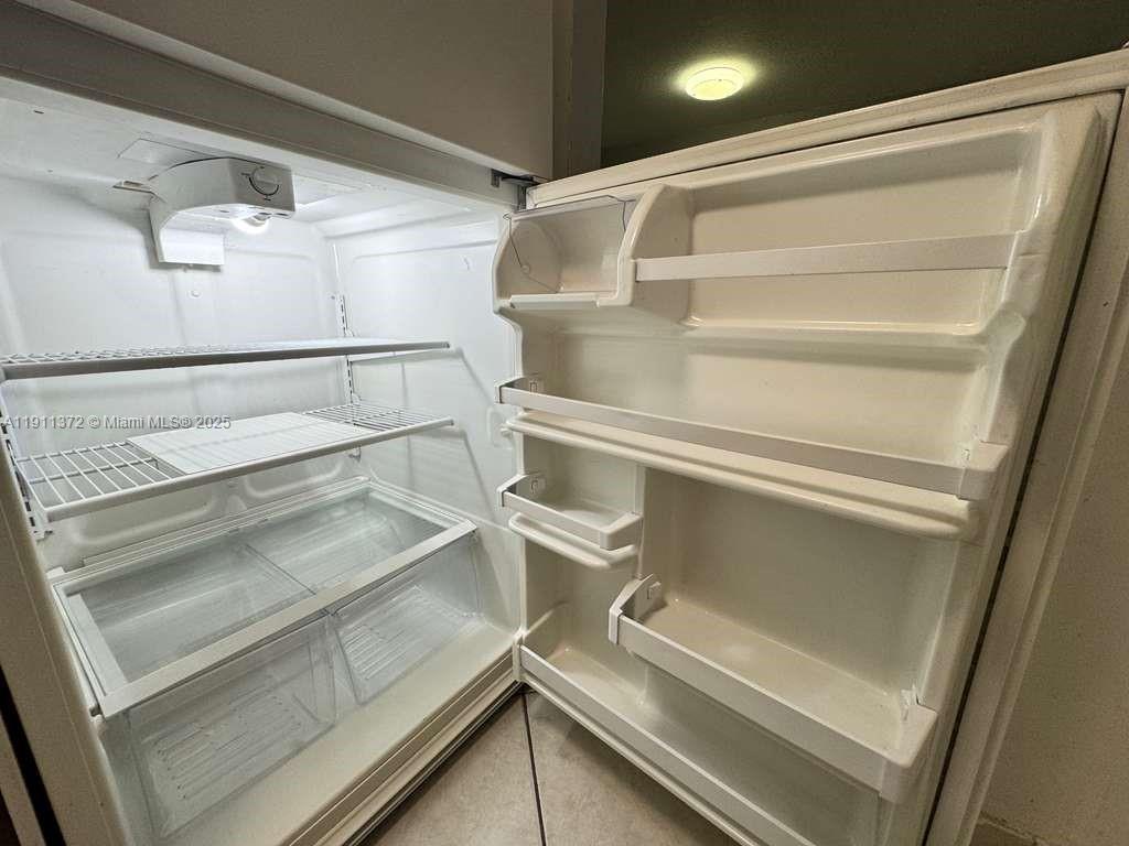 LOS SUENOS CONDO - Residential Lease