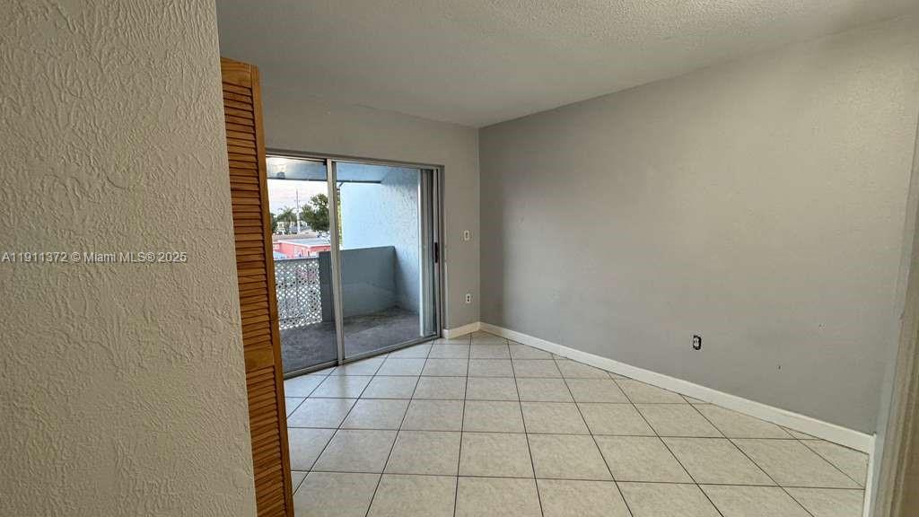 LOS SUENOS CONDO - Residential Lease