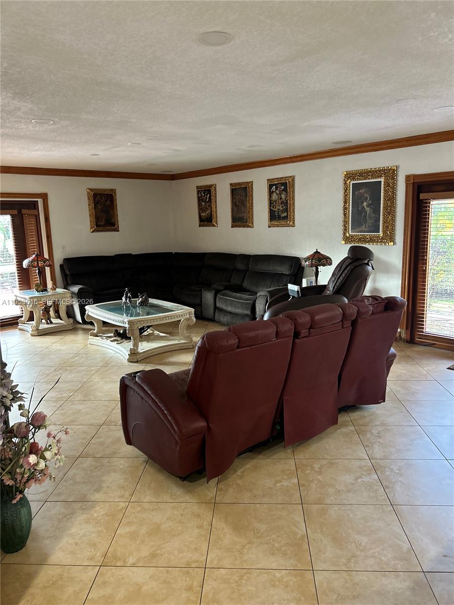 SOUTHERN ESTS 11TH ADDN - Residential