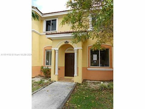 Townhouse in Homestead FL 1415 24th Ct Ter.jpg