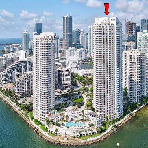 Photo 24 of 38 of 848 Brickell Key Dr 1502 condo