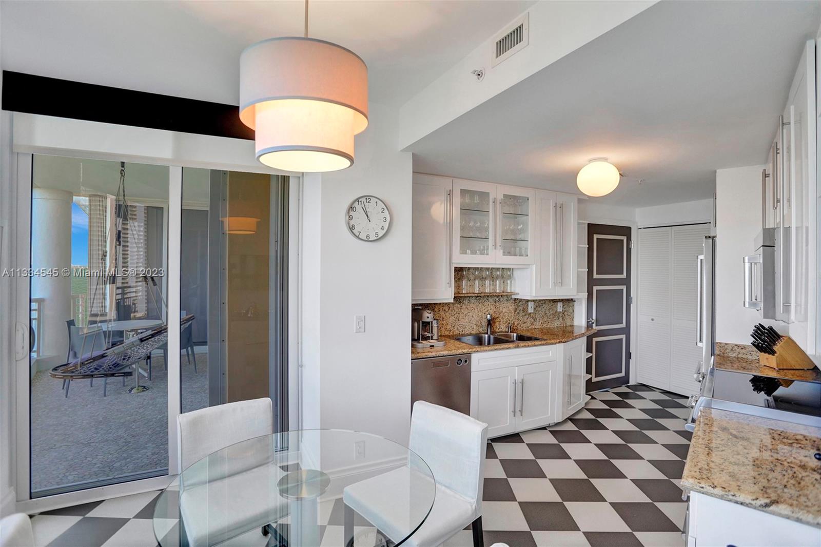 Photo 6 of 38 of 848 Brickell Key Dr 1502 condo