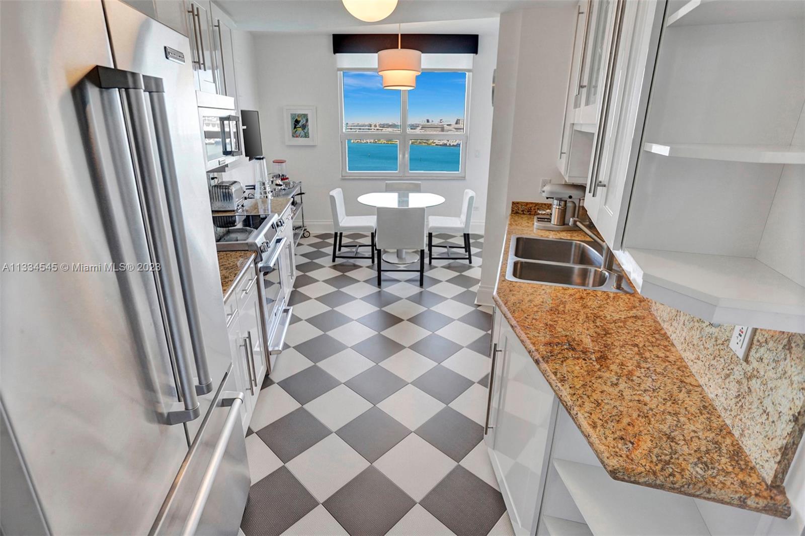 Photo 7 of 38 of 848 Brickell Key Dr 1502 condo