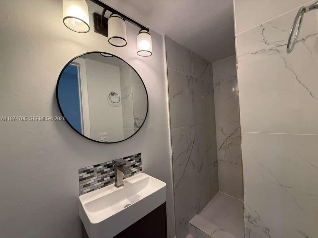 ADLERAMA ESTATES 3RD ADDN - Residential Lease