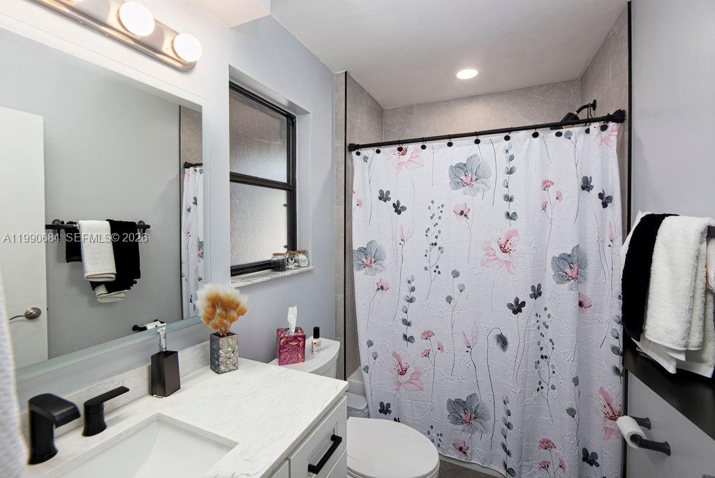 RAINBERRY BAY SEC 10 - Residential