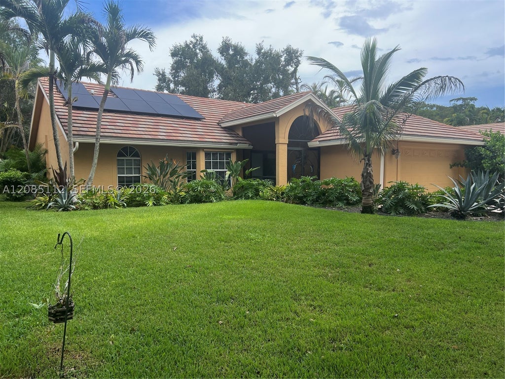 Photo of 18620 Misty Lake Dr, Jupiter, FL 33458 (MLS # A12085112)
