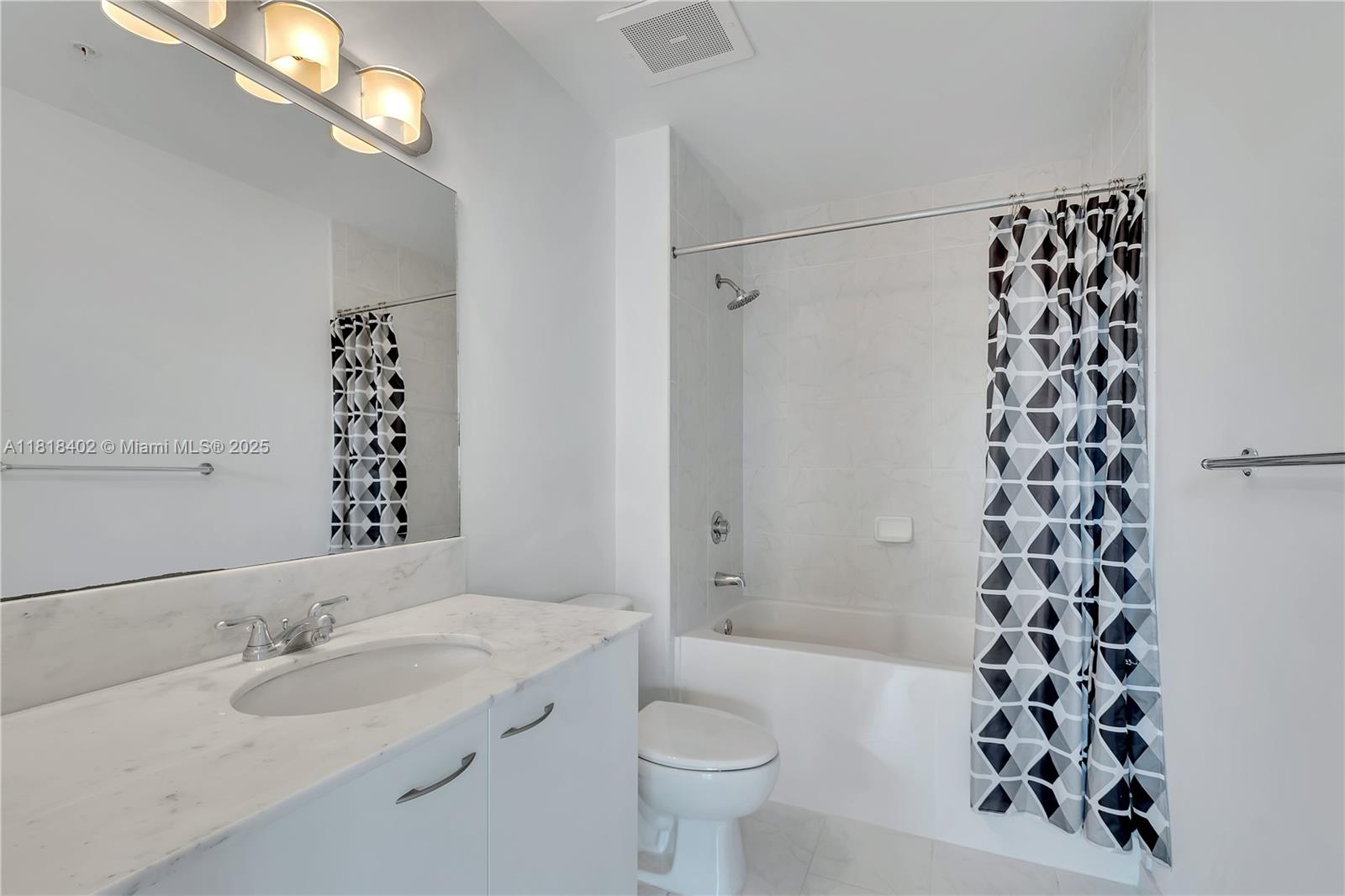 THE LOFT DOWNTOWN II COND - Residential Lease