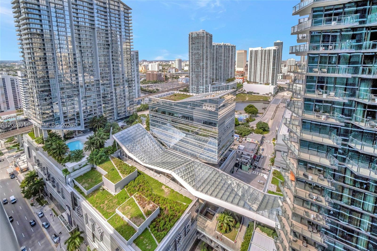 Photo 1 of 29 — 801 S Miami Ave 2909, Miami, FL 33130