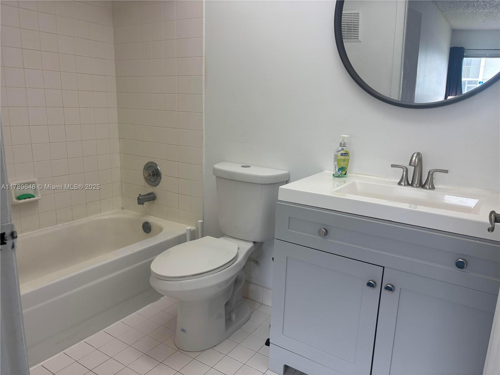 CARMEL LAKES CONDO NO 11 - Residential