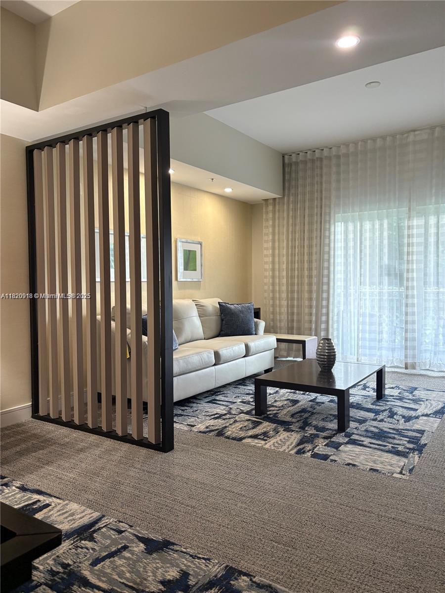 5300 Nw 87th Ave 1007, Doral, Miami-Dade County, Florida - 1 Bedrooms  
1 Bathrooms - 