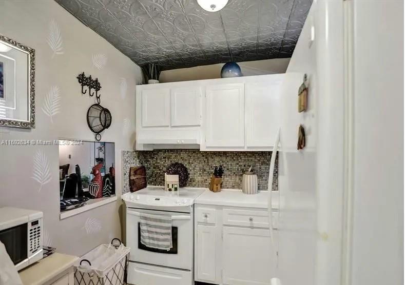 Property for Sale at 2801 N Pine Island Rd 105, Sunrise, Miami-Dade County, Florida - Bedrooms: 1 
Bathrooms: 1  - $112,990