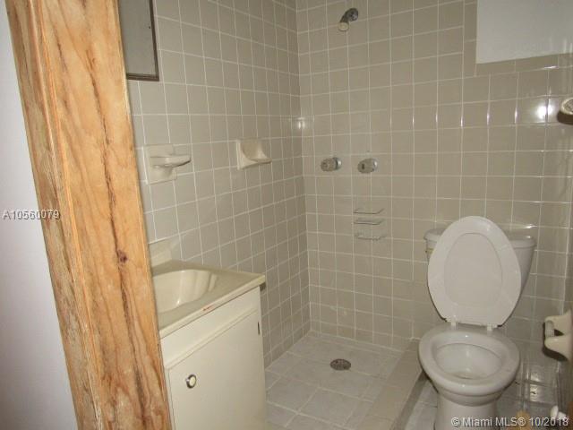 QUEENS PARK - Residential