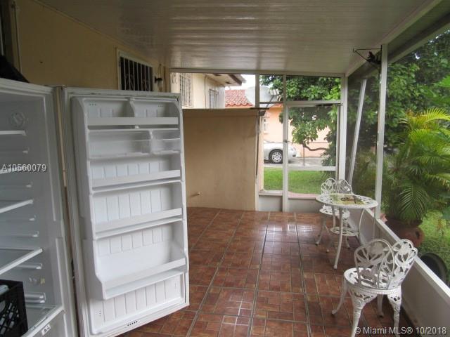 QUEENS PARK - Residential