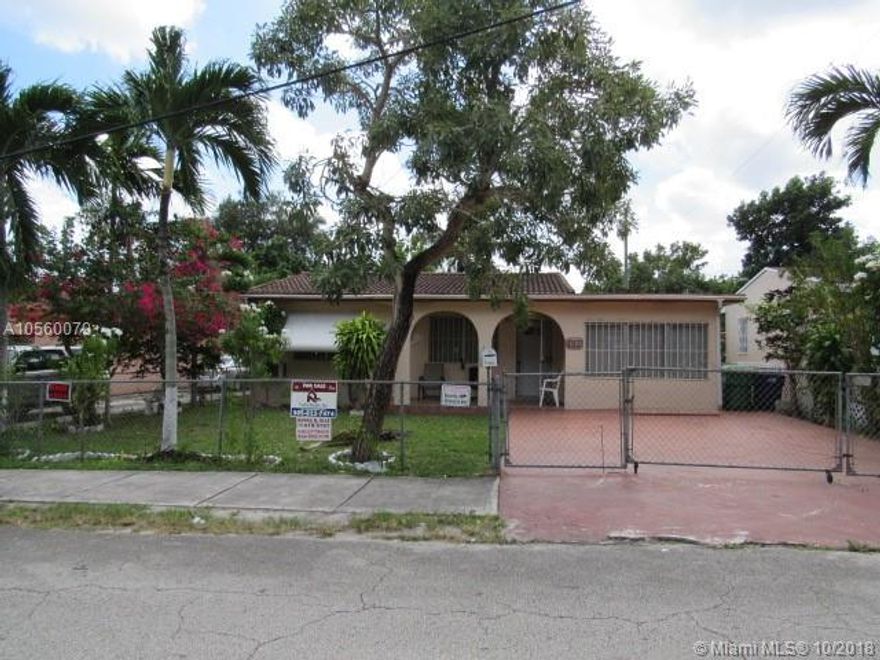 Beautiful & Spacious! This home features a formal living room, formal dining, modern kitchen, 2 bedrooms, 2 baths, den, covered terrace, shed, tile roof. Large back yard! Much more! Won't last!