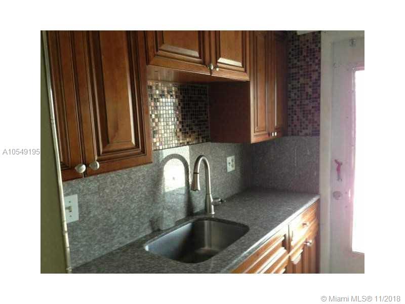 1560 CORAL TERRACE CONDO - Residential Lease