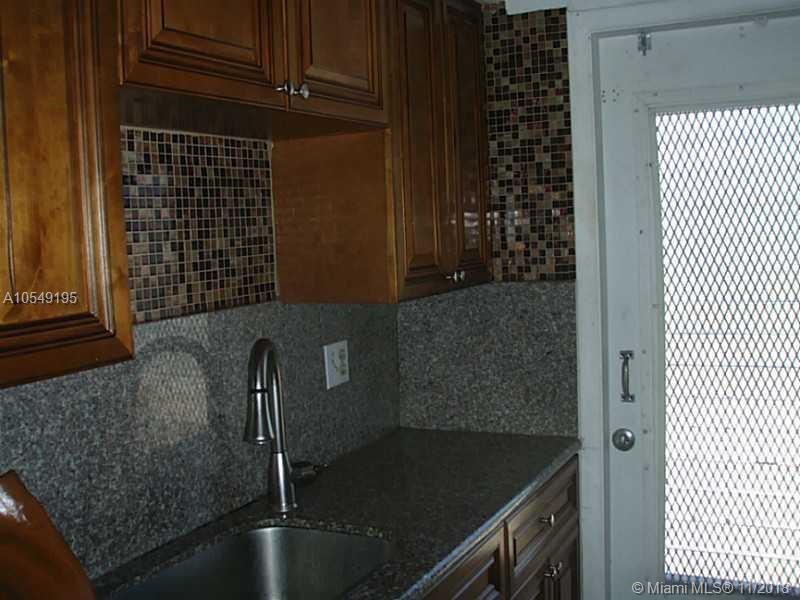 1560 CORAL TERRACE CONDO - Residential Lease