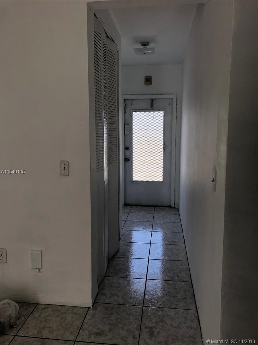 1560 CORAL TERRACE CONDO - Residential Lease