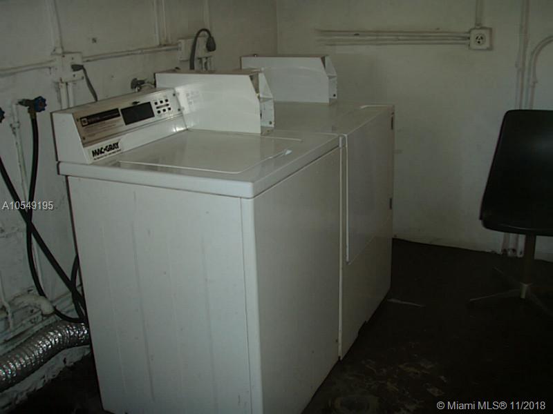 1560 CORAL TERRACE CONDO - Residential Lease