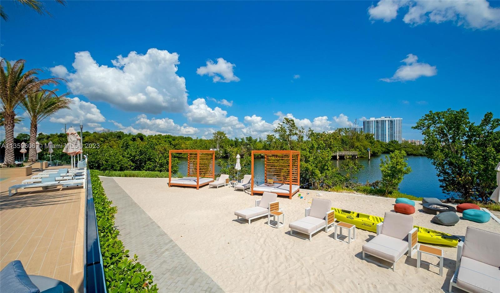 Photo 44 of 50 of 16385 Biscayne Blvd 2101 condo