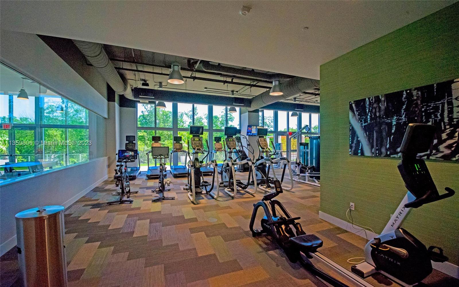 Photo 31 of 50 of 16385 Biscayne Blvd 2101 condo