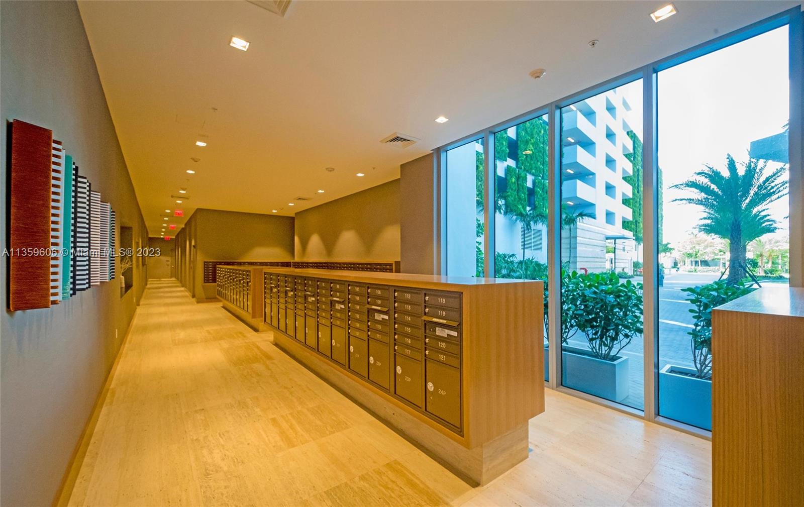 Photo 33 of 50 of 16385 Biscayne Blvd 2101 condo