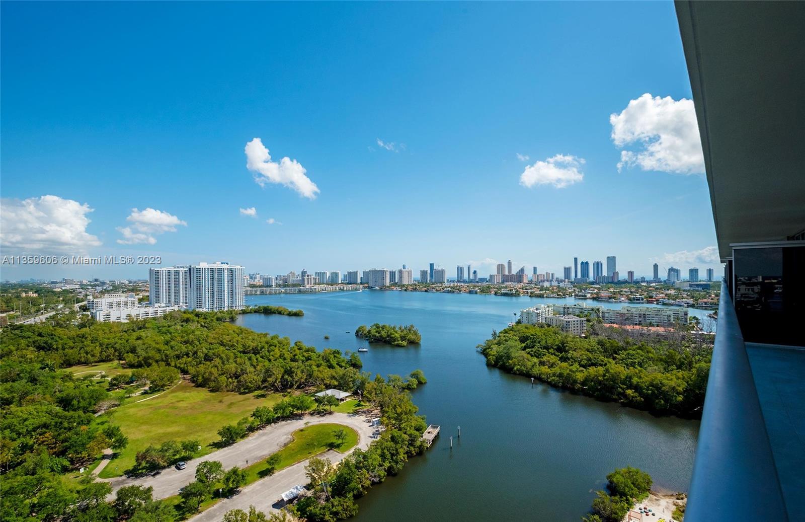 Photo 46 of 50 of 16385 Biscayne Blvd 2101 condo