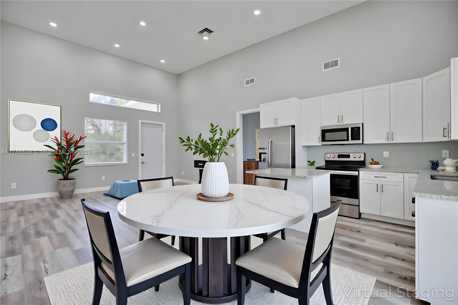 AVON PARK LAKES - Residential