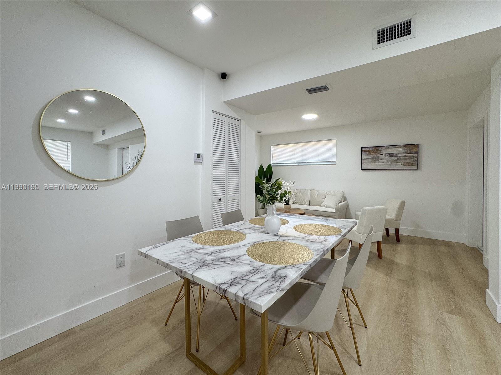 RAINBOW PARK - Residential