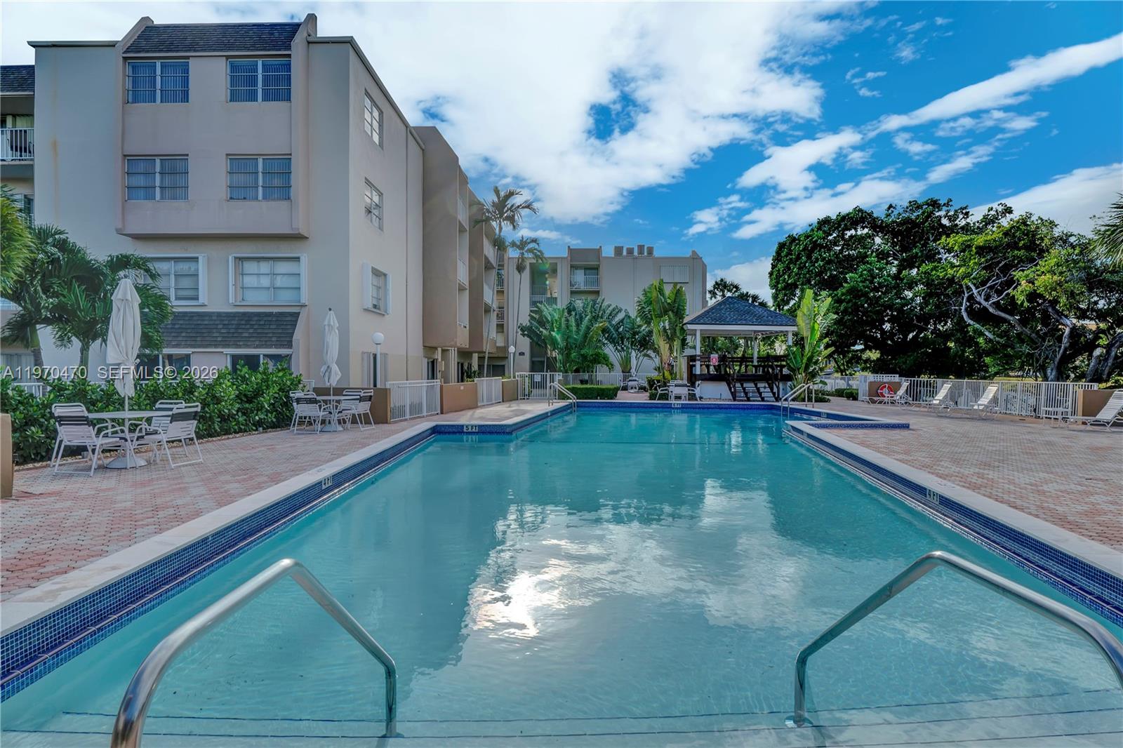 KINGS CREEK SO CONDO - Residential