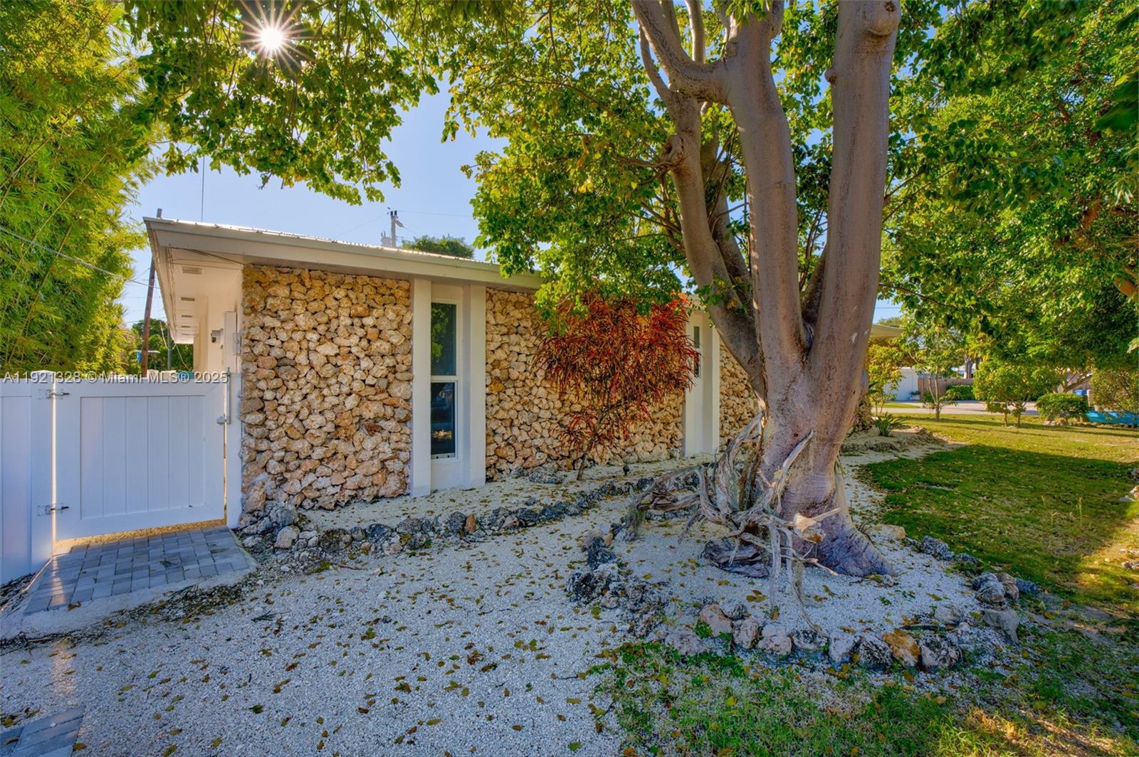 LARGO SOUND VILLAGE - Residential