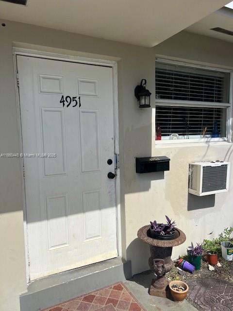 4951 SW 26th Ave