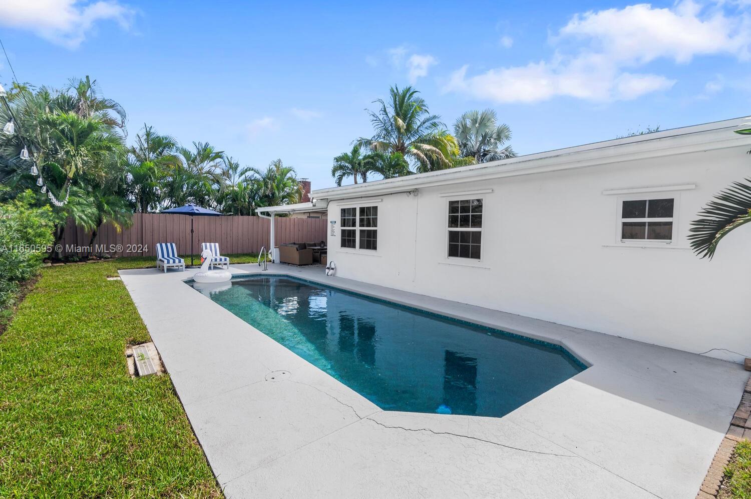 PALM BEACH CABANA COLONY - Residential Lease