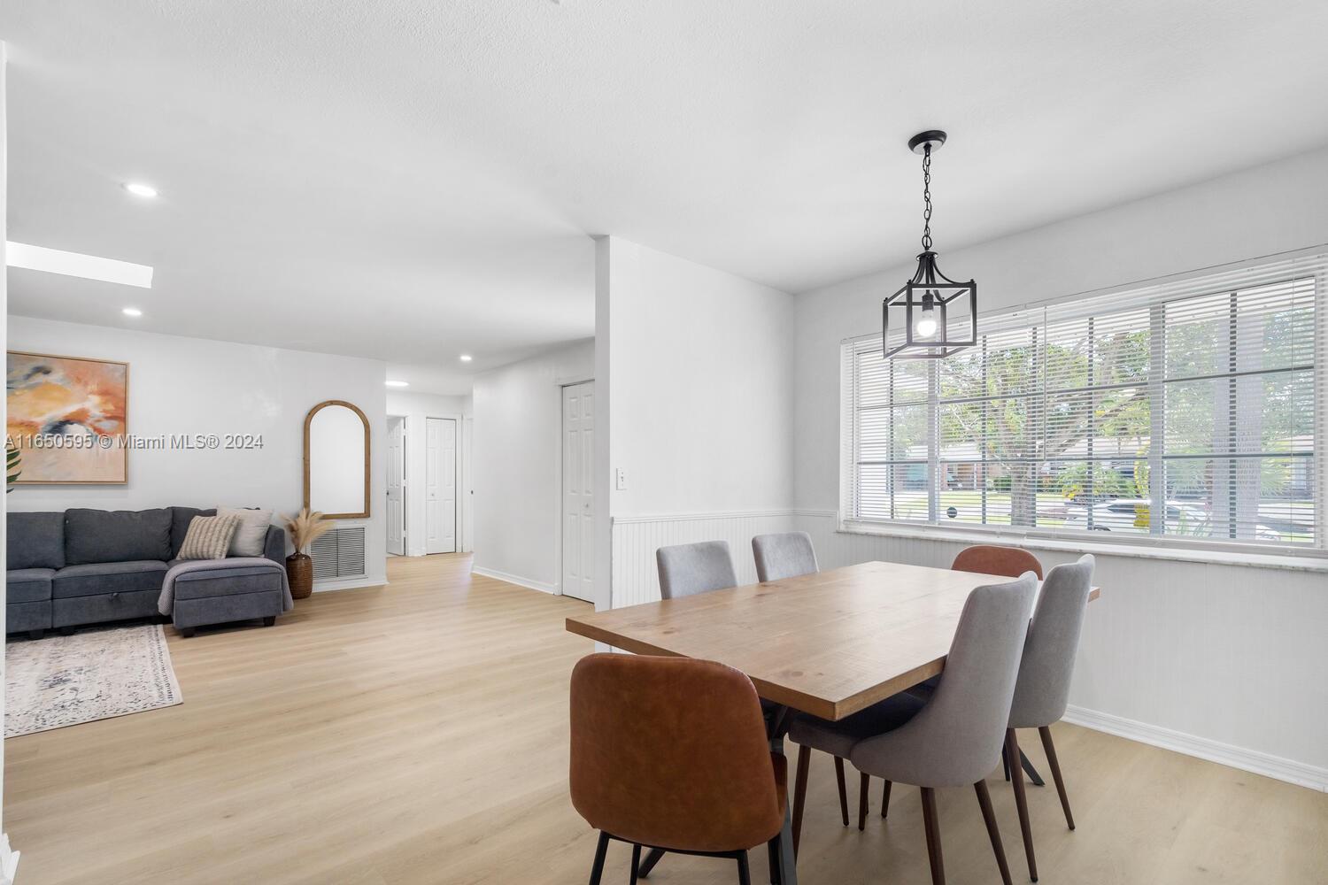 PALM BEACH CABANA COLONY - Residential Lease