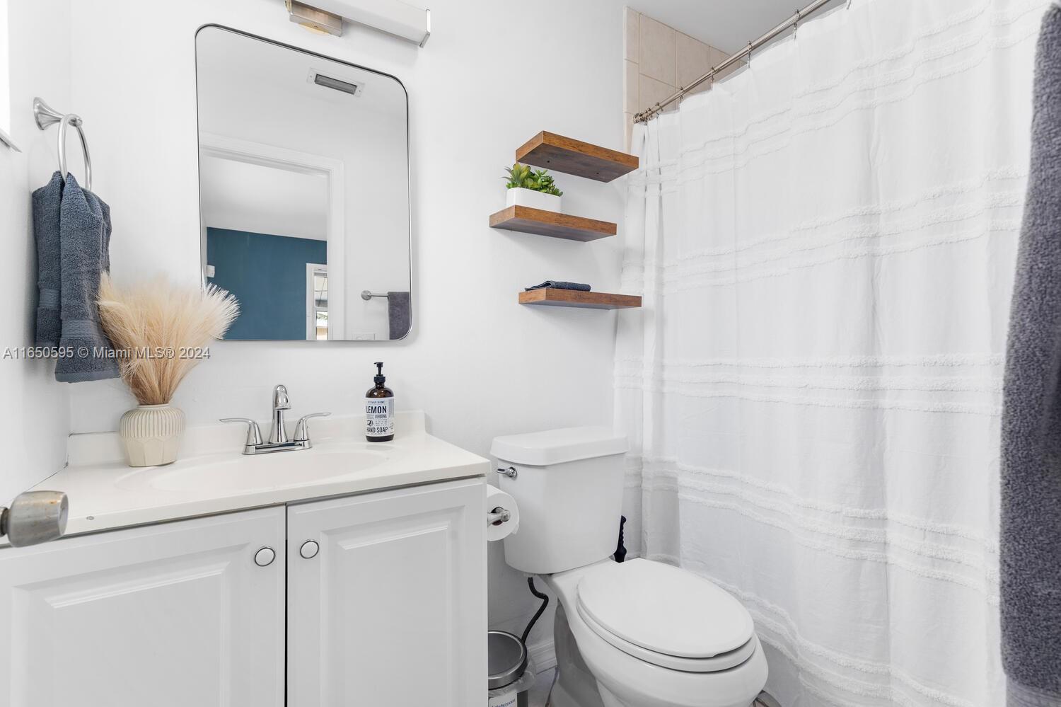PALM BEACH CABANA COLONY - Residential Lease