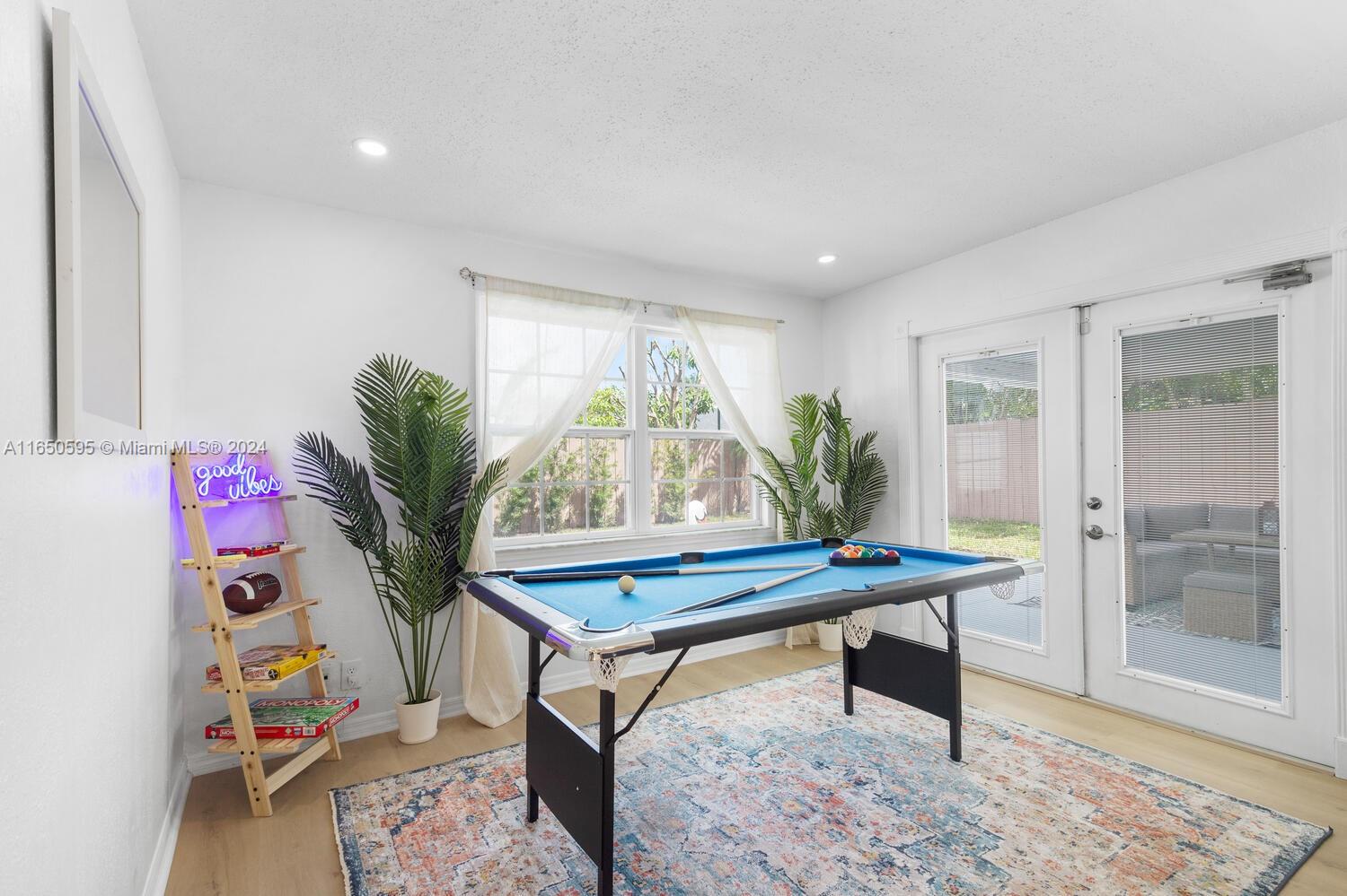 PALM BEACH CABANA COLONY - Residential Lease
