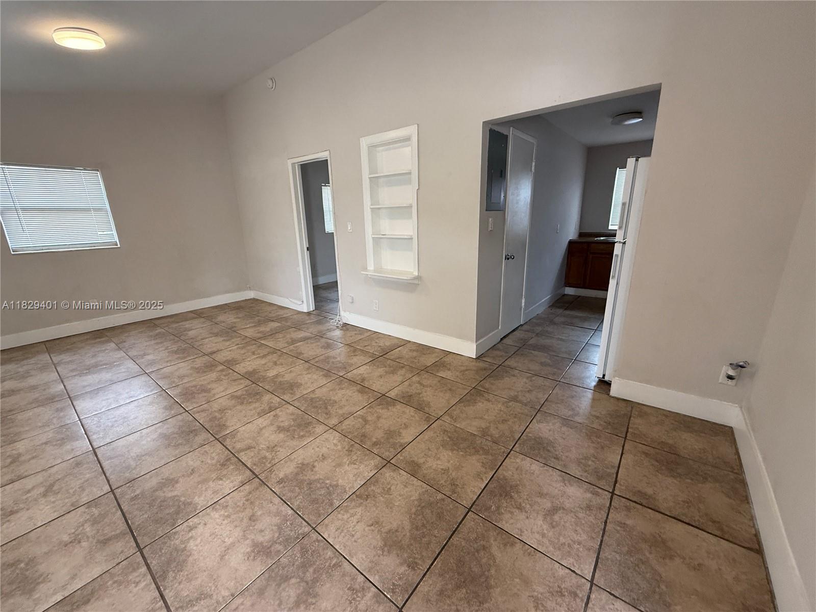 209 SW 14th St 2
