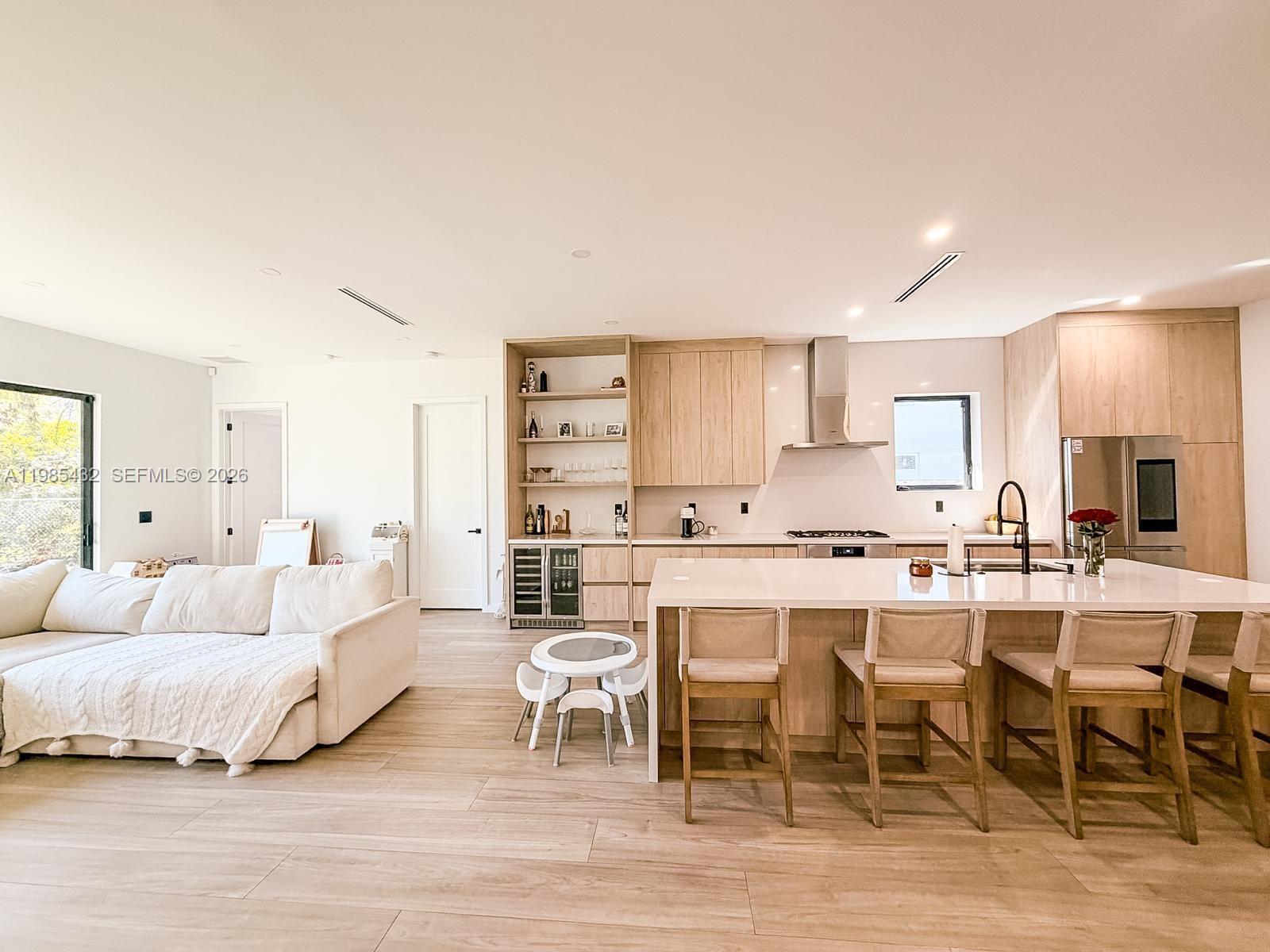 CAMBRIDGE LAWNS - Residential